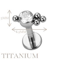 Implant Grade ASTM F136 Titanium CZ With 3 Balls Cluster And 1 Ball On Top Internaly Threaded Labret