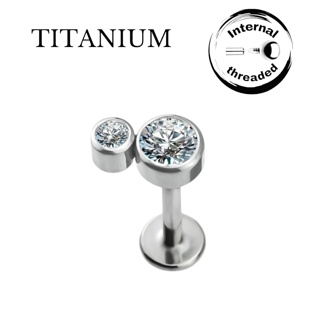 Implant Grade ASTM F136 Titanium Bezet Set 2 CZ Stone Cluster Internaly Threaded Labret